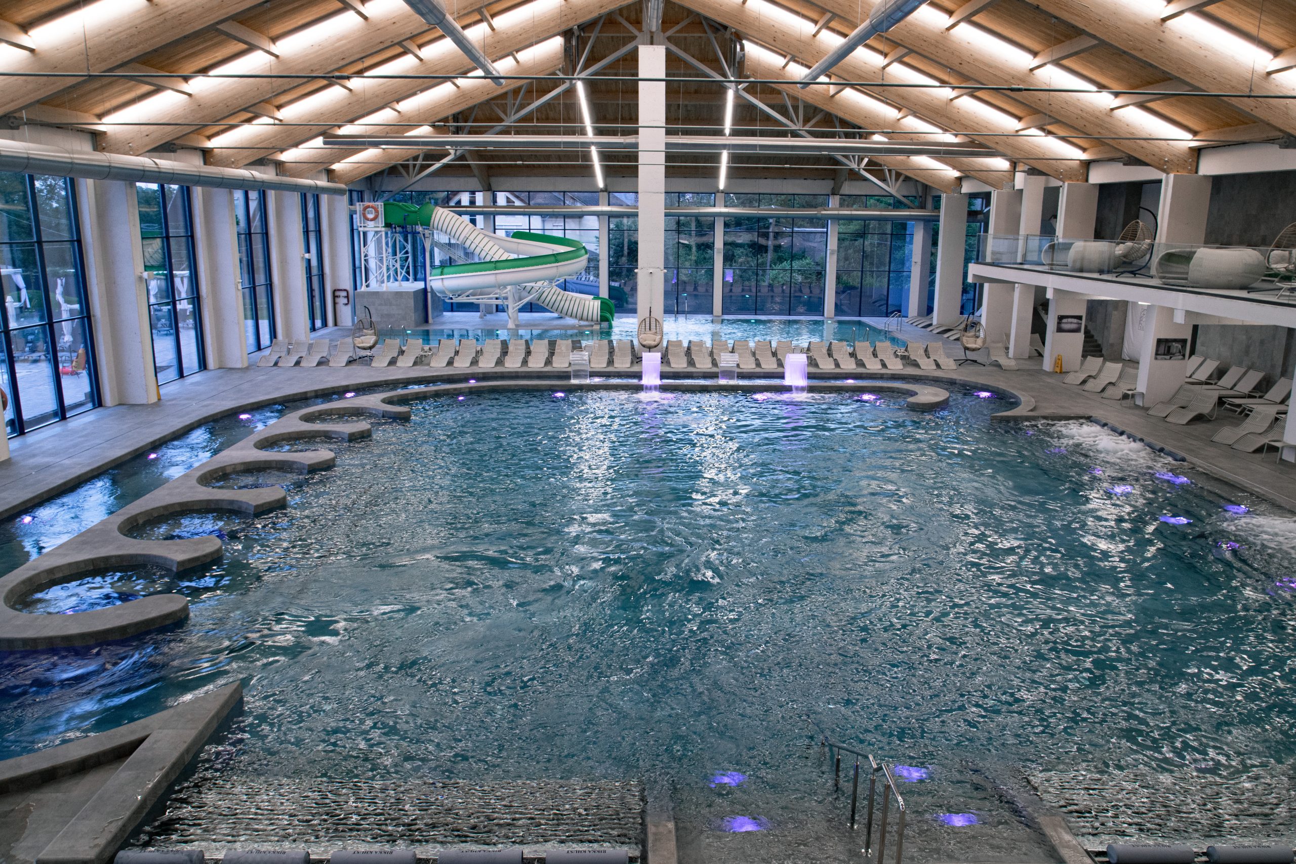 🌊 Кейс: Будівництво масштабного аква-комплексу VODA day&night club (Буковель)