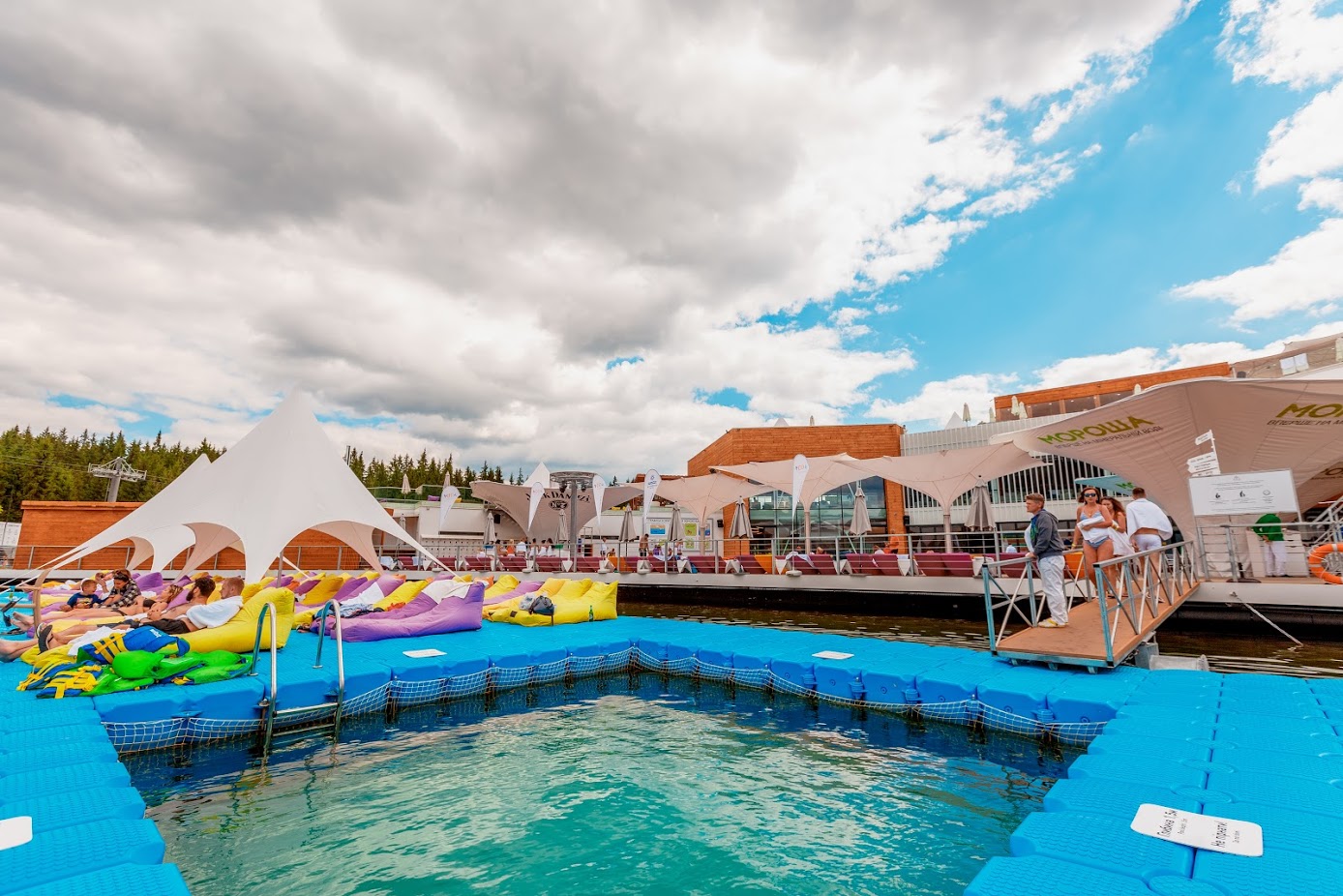 Галерея будівництва VODA club: від проєктування до відкриття